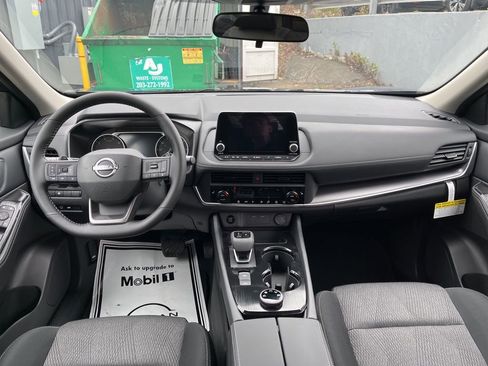 New 2026 Nissan Rogue SV AWD/4WD image 33