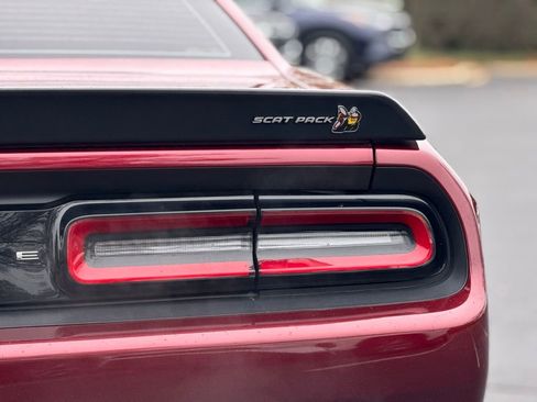 Used 2022 Dodge Challenger R/T Scat Pack image 13