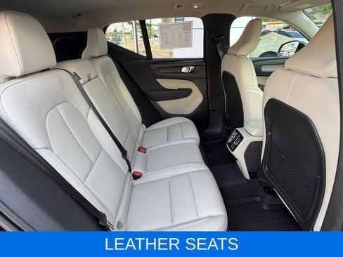 Used 2023 Volvo XC40 B5 Plus w/ Climate Package AWD/4WD image 20