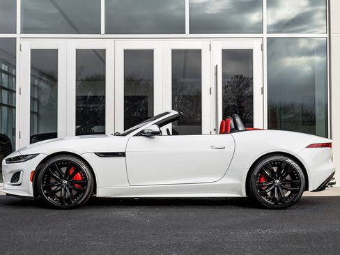 Used 2024 Jaguar F-TYPE R-Dynamic image 7