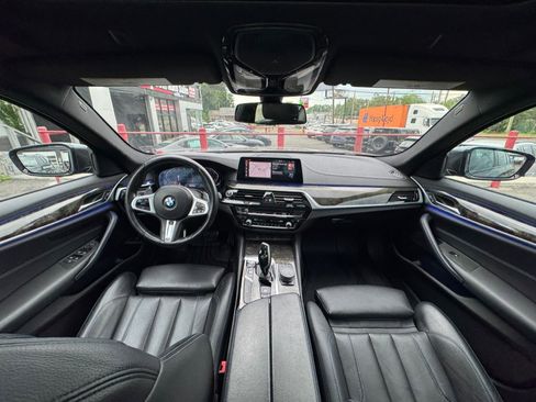 Used 2020 BMW 530i xDrive w/ M Sport Package AWD/4WD image 42
