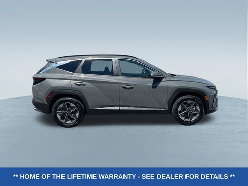 Used 2025 Hyundai Tucson SEL FWD image 2