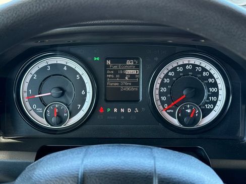 Used 2021 RAM 1500 Classic SLT RWD image 35