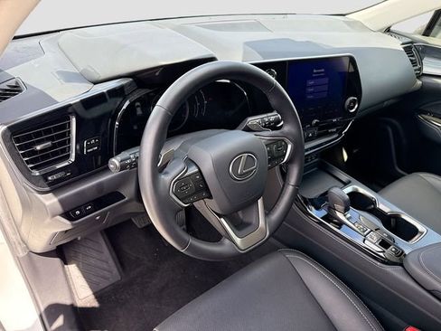 Used 2024 Lexus NX 250 FWD w/ Towing Package (2000 Lbs) image 25