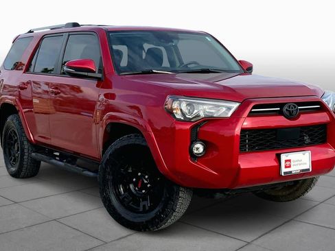Used 2023 Toyota 4Runner SR5 Premium image 2