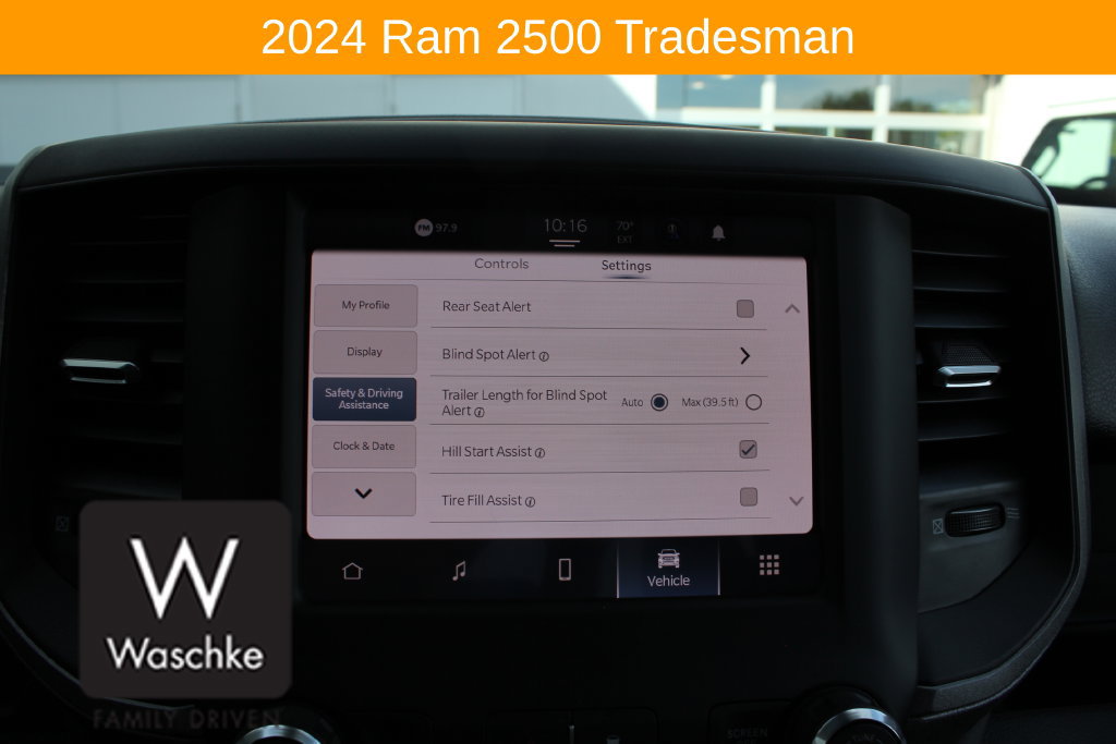 Used 2024 RAM 2500 Tradesman w/ Chrome Appearance Group AWD/4WD image 51