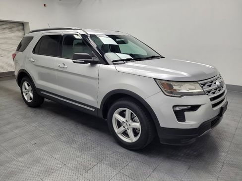 Used 2019 Ford Explorer XLT FWD image 11