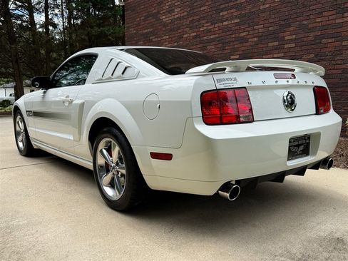 Used 2009 Ford Mustang GT image 22
