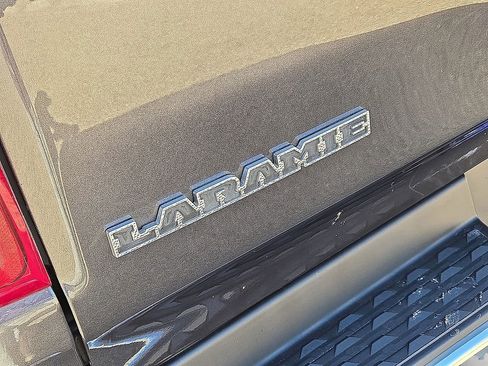 Used 2021 RAM 1500 Laramie image 12
