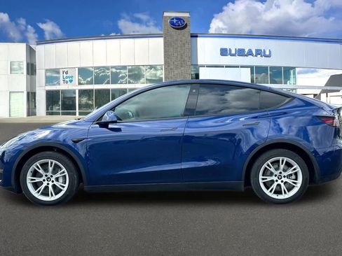 Used 2023 Tesla Model Y Long Range AWD/4WD image 9