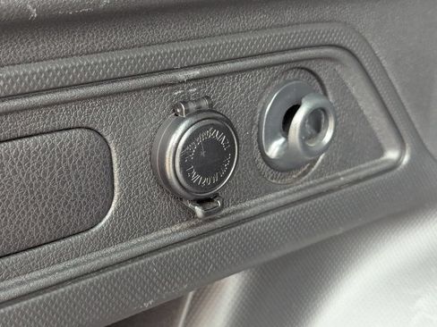 Used 2022 Subaru Forester AWD/4WD image 26
