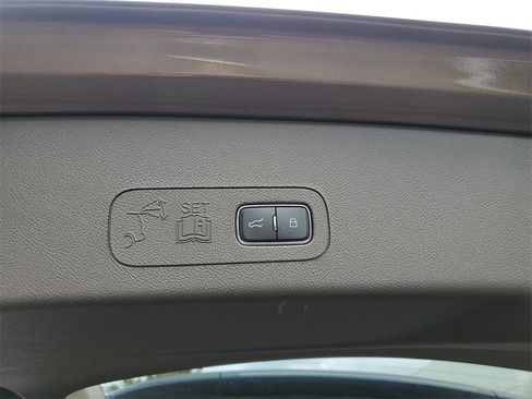 Certified 2022 Lincoln Aviator Reserve w/ Equipment Group 201A image 7