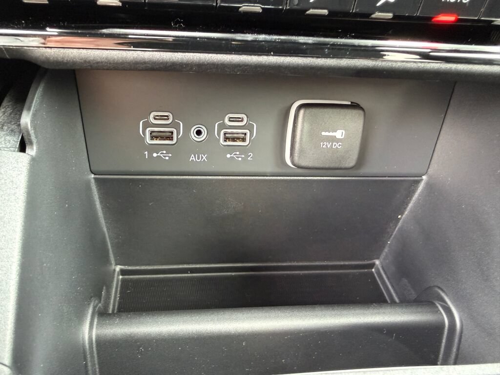 New 2027 Jeep Grand Cherokee Laredo AWD/4WD image 27
