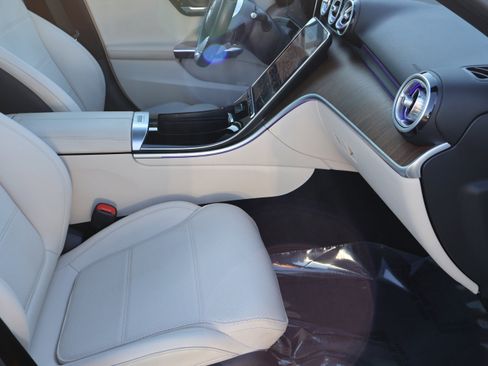 Certified 2022 Mercedes-Benz C 300 4MATIC Sedan w/ Pinnacle Trim Package image 29