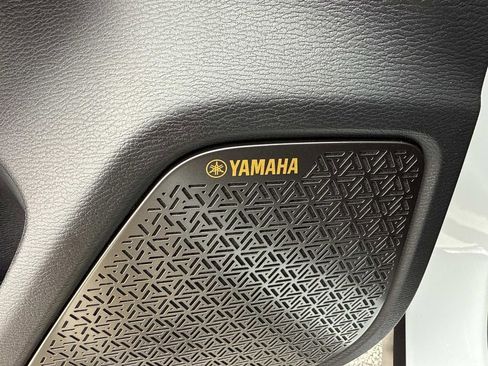 New 2026 Mitsubishi Outlander SE FWD image 20