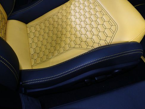 Used 2018 Lamborghini Huracan LP 580-2 image 12