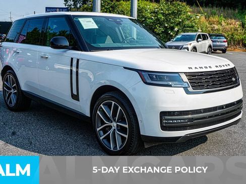 Used 2024 Land Rover Range Rover SE AWD/4WD image 3