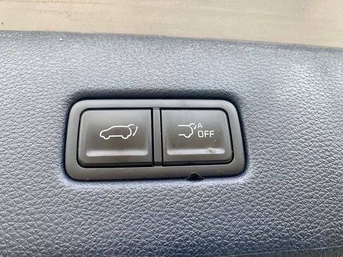 Used 2025 Kia Carnival SX Prestige image 21