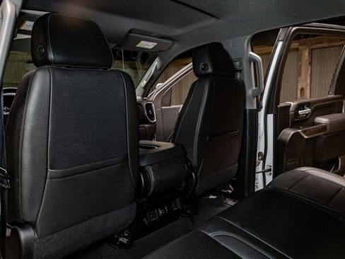 Used 2023 Chevrolet Silverado 3500 LTZ image 26