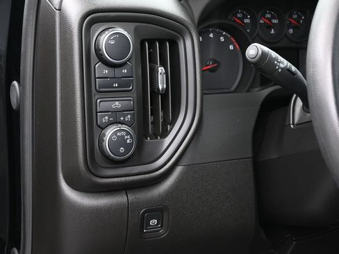 Used 2025 Chevrolet Silverado 2500 Custom w/ Z71 Off-Road Package AWD/4WD image 23