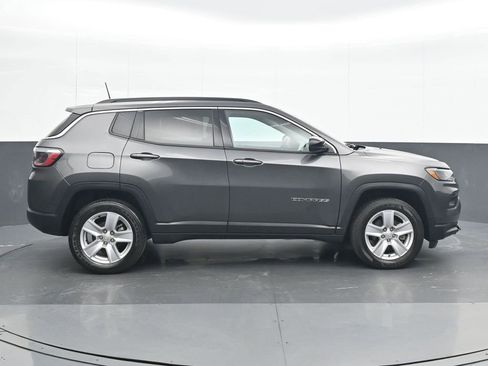 Used 2022 Jeep Compass Latitude w/ Convenience Group image 7