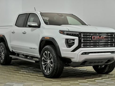 New 2026 GMC Canyon Denali image 1