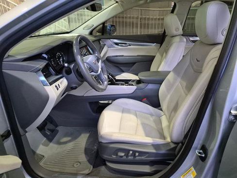 Used 2020 Cadillac XT5 Premium Luxury AWD/4WD image 16
