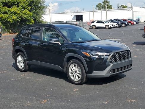 Used 2022 Toyota Corolla Cross LE image 33