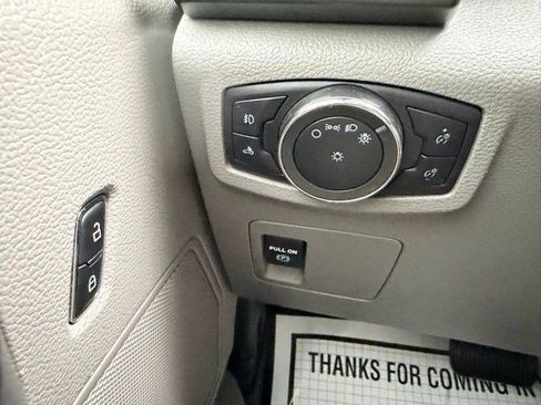 Used 2020 Ford F150 XLT image 26