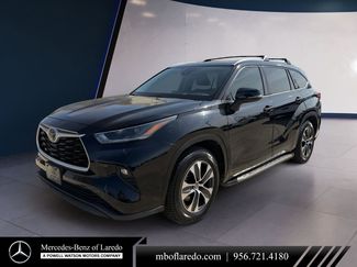 Used 2021 Toyota Highlander XLE video 1