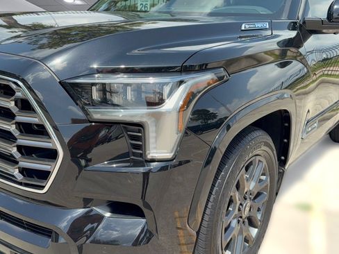 Used 2025 Toyota Sequoia Platinum AWD/4WD image 12