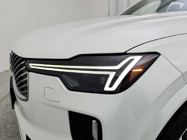 New 2026 Volvo XC90 B6 Plus w/ Protection Package Premier AWD/4WD image 31