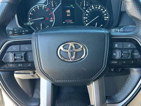 Used 2023 Toyota Tundra Limited AWD/4WD image 21