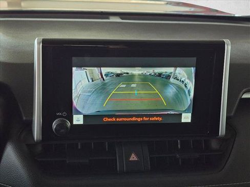 Used 2025 Toyota RAV4 LE FWD image 15
