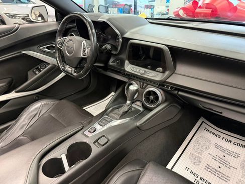 Used 2019 Chevrolet Camaro SS image 75