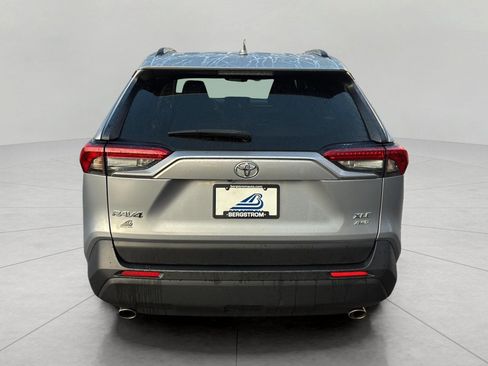 Used 2019 Toyota RAV4 XLE w/ Convenience Package AWD/4WD image 6