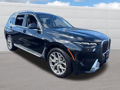 Used 2025 BMW X7 xDrive40i image 13