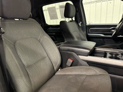 Used 2019 RAM 1500 Big Horn AWD/4WD image 16