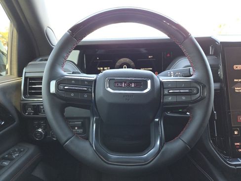 New 2026 GMC Yukon XL AT4 Ultimate w/ LPO, Illumination Package image 33