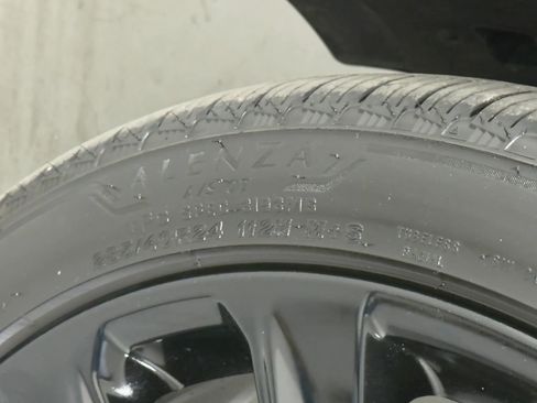 Used 2026 Cadillac Escalade ESV V w/ LPO, ONYX Package image 55