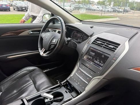 Used 2013 Lincoln MKZ AWD image 11