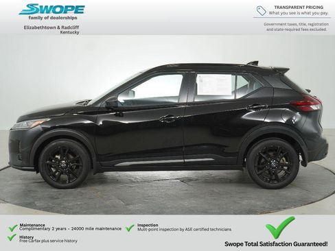 Used 2024 Nissan Kicks SR w/ SR Premium Package FWD image 7