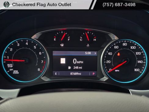 Used 2021 Chevrolet Traverse Premier FWD image 11