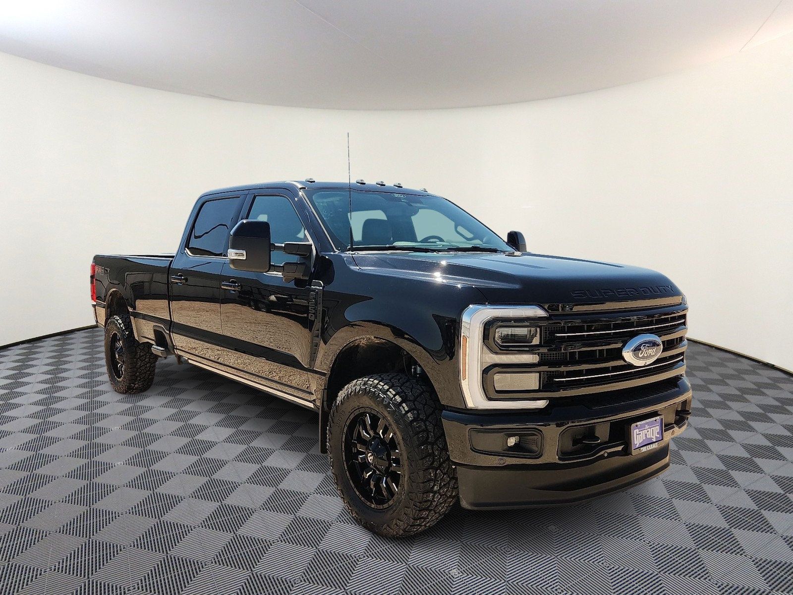 Used 2025 Ford F250 Platinum w/ FX4 Off-Road Package AWD/4WD image 6