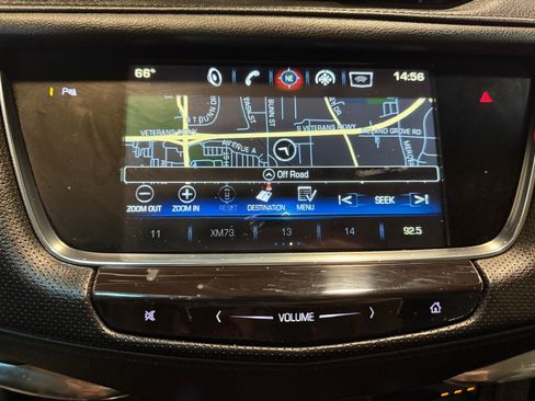 Used 2018 Cadillac XT5 Luxury image 38