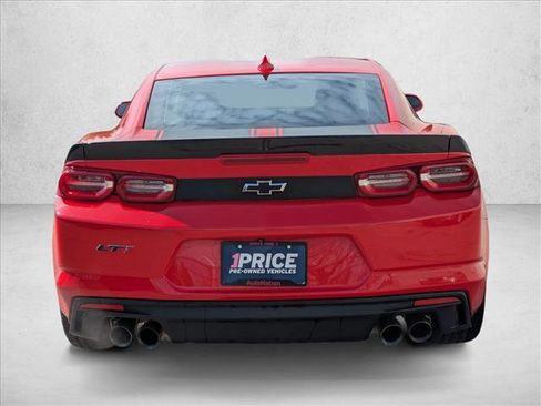 Used 2021 Chevrolet Camaro LT w/ Technology Package RWD image 6