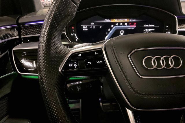 Used 2023 Audi S8 AWD/4WD image 18