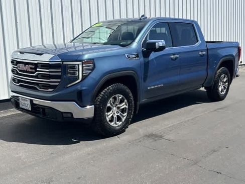 Used 2024 GMC Sierra 1500 SLT image 1