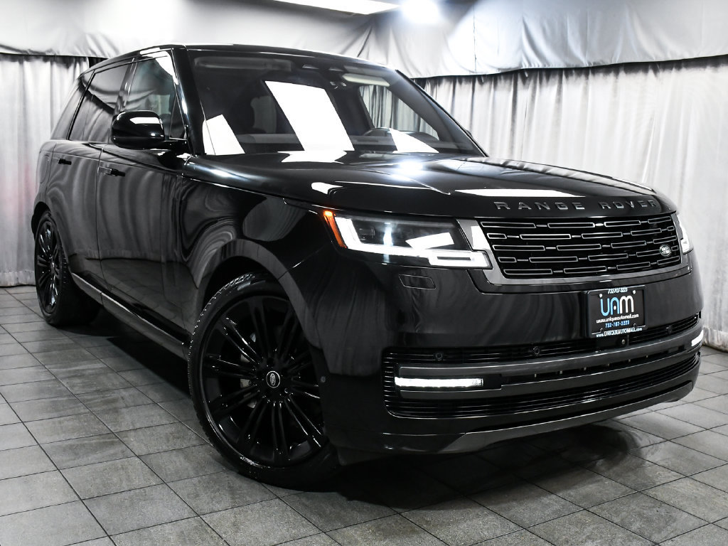 Used 2023 Land Rover Range Rover SE AWD/4WD image 3