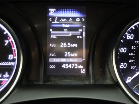 Used 2023 Toyota Camry SE image 37